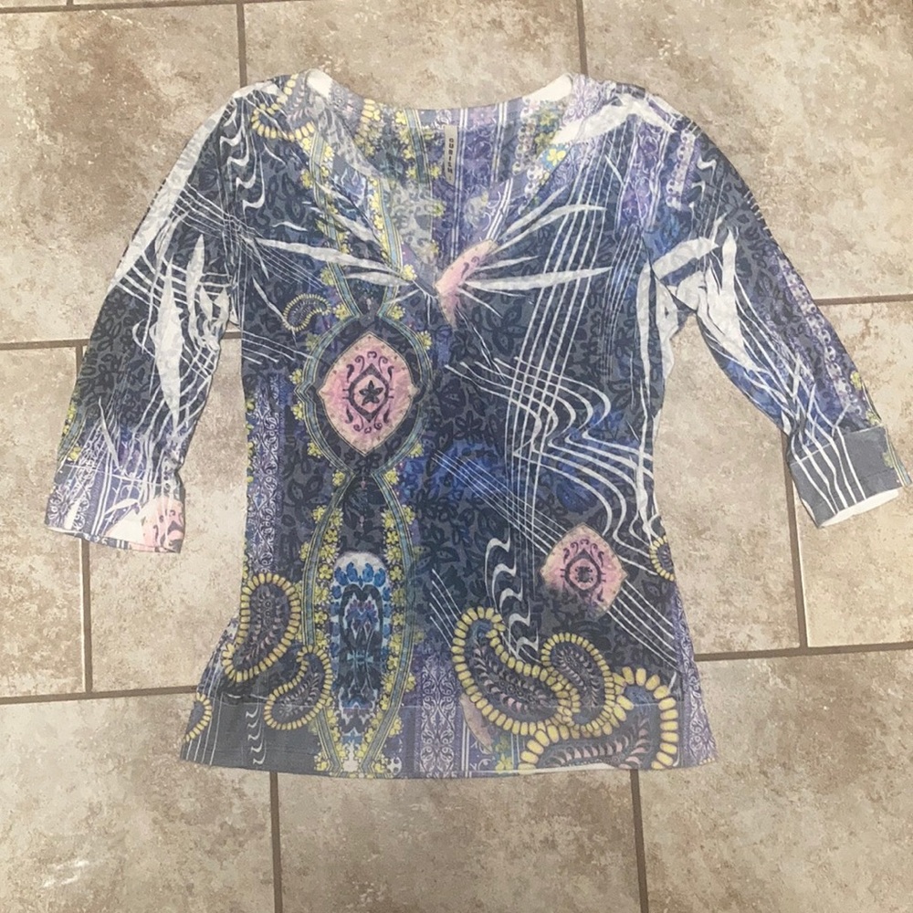 Cubism 3/4 Sleeve Top - Size Small